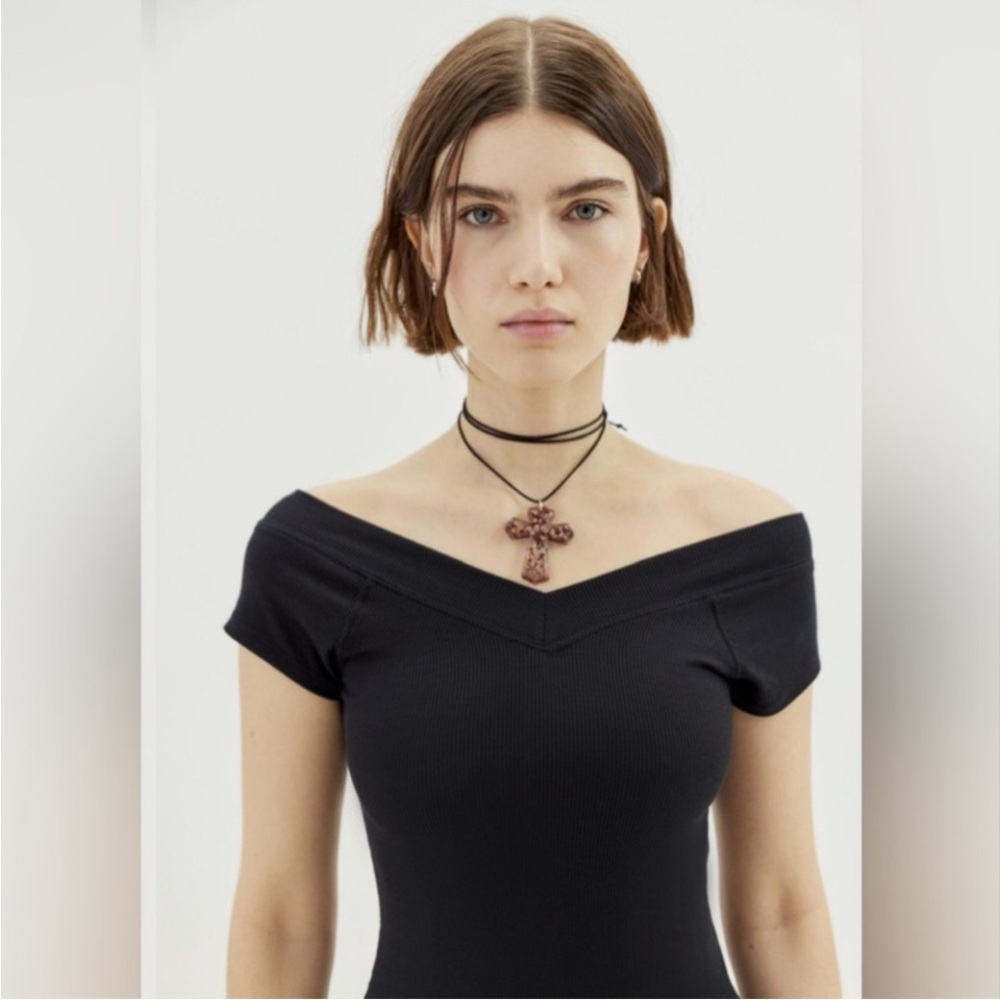 Urban Outfitters BDG Shannen Ribbed V-Neck Top Color-Black Size-XS NWOT